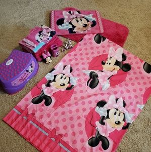 Minnie Mouse Bathroom Decor